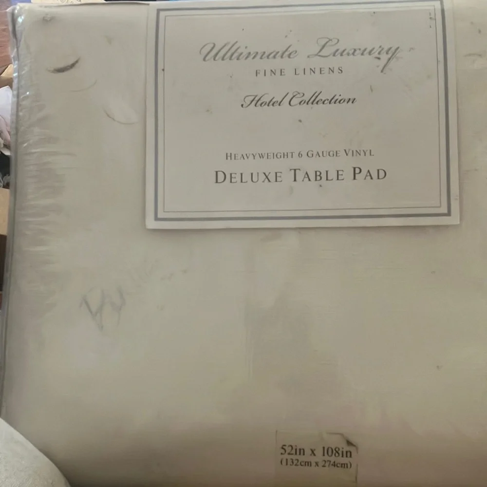 Ultimate Luxury Deluxe Table Pad 52 x 108